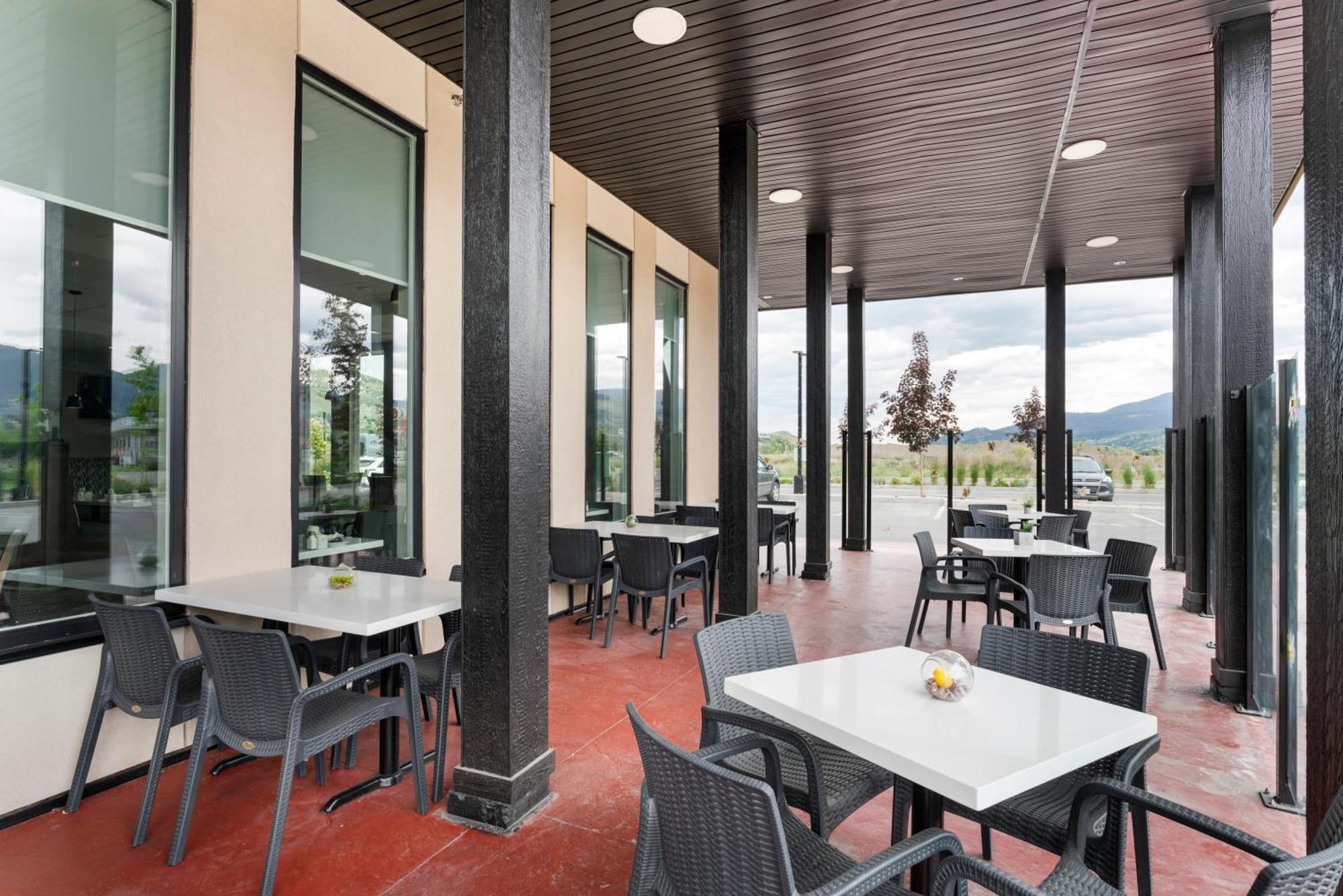 Best Western Premier Route 97 Vernon Exteriér fotografie